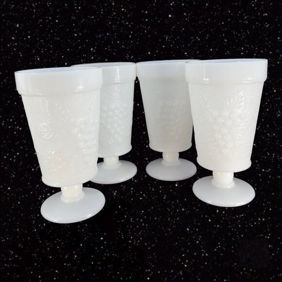 Anchor Hocking White Milk Glass Footed Tumbler Goblet Grape Vine Vintage Set 4 - Picture 1 of 12